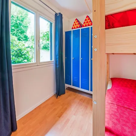 Cozy Hideaway In * Ferrières