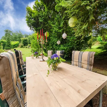 Cozy Hideaway In Vakantiehuis